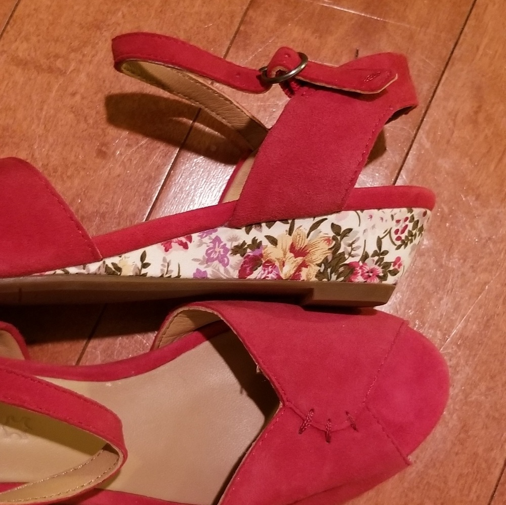 Hotter Hallie Suede Sandal - Picture 4 of 7